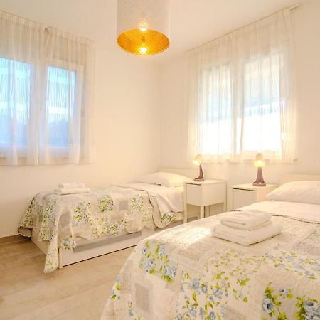 Apartman Polje Нивице Экстерьер фото